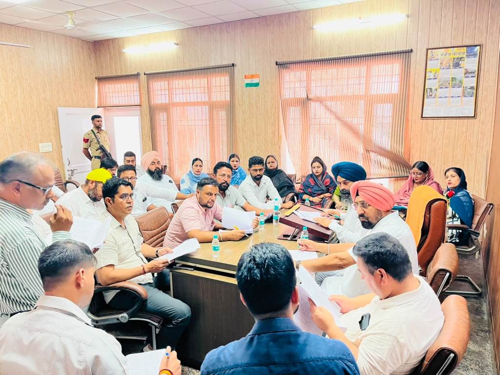 Decision to put 80 outsourced sanitation workers on contract approval to install new tubewells in Alamgir and Magra